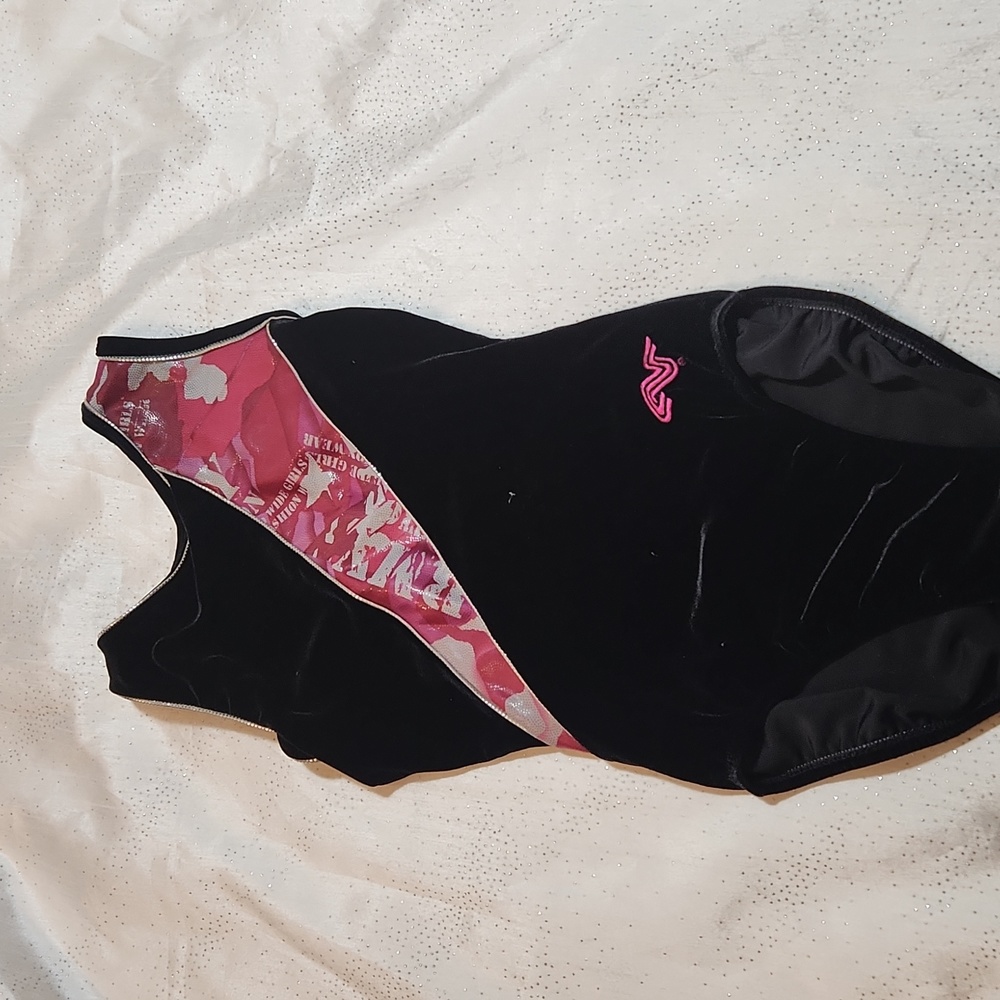 Alpha factor  leotards for girls size ASM